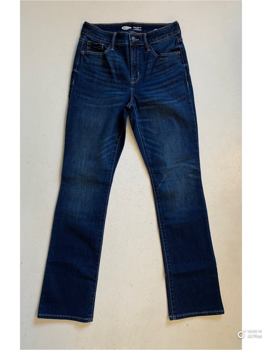 Old Navy Kicker Boot-Cut High Rise Blue Jeans Size 4 EUC Secret Slim Pockets